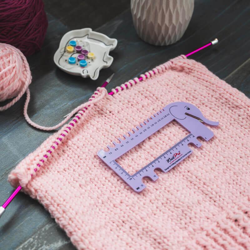 Lilac KnitPro View Sizer with Yarn Cutter