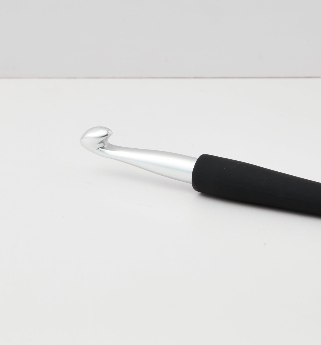 KnitPro Aluminium Crochet Hook, Soft Feel Black Handle
